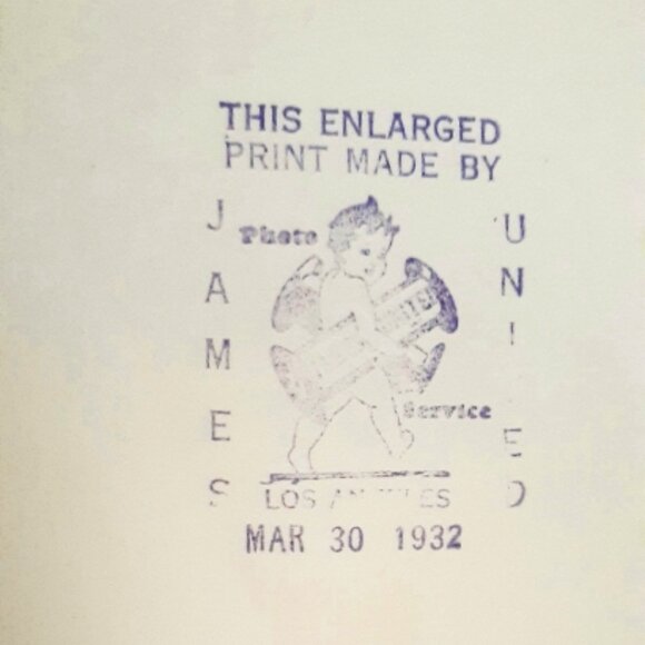 VINTAGE!!! Old 1932 Woman in Photograph waiting for her "Danny Boy" anxiously - Picture 4 of 6